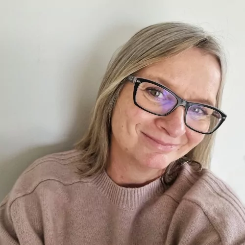 AllYearbooks team - Zara